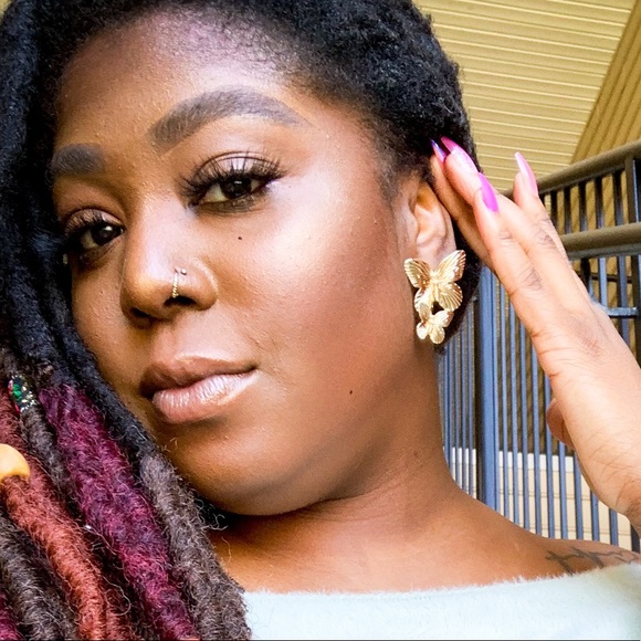 BUTTERFLY DROP EARRINGS - Picture 2 of 2